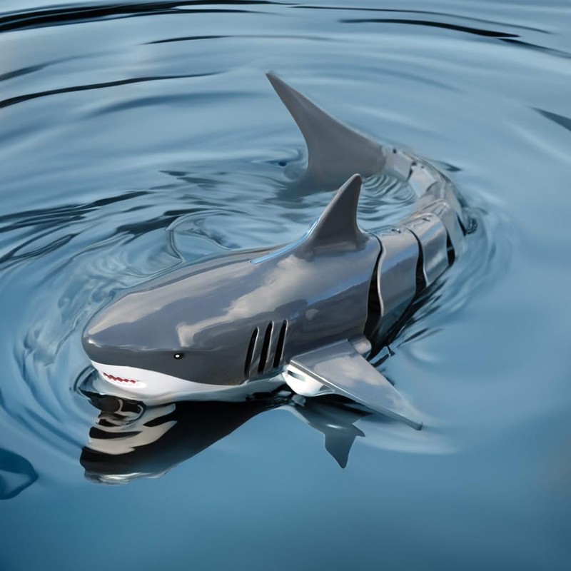 Mikamax RC Shark - Remote Controlled Shark Toy - Water