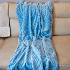 Ahinahwap Water Resistant Blanket for Bed Couch Sofa, Cat/Dog Blanket Waterproof Washable, Small Cozy Reversible Furniture Protector, Leakproof Throw (40"x60", Sky Blue/Pale Blue)