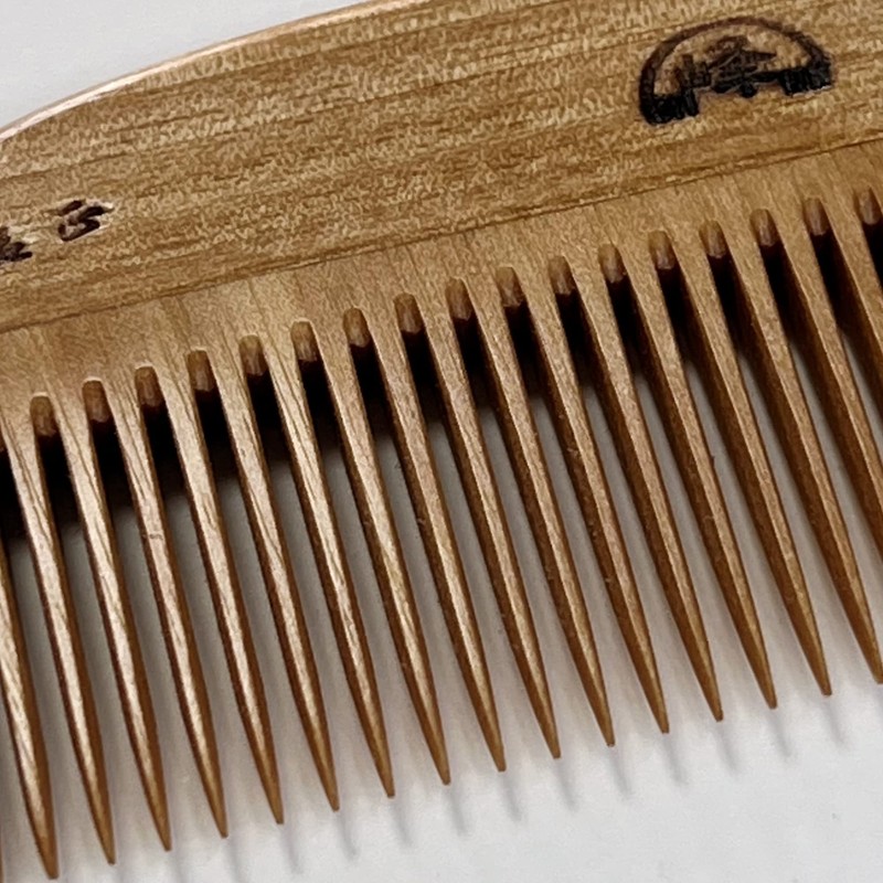 Minebari Comb with Handle, Made by Tuscular Combs Artisans ~