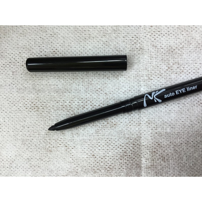 Excellent Nicka K Auto Eye Liner AA01 BLACK SET Eyeliner