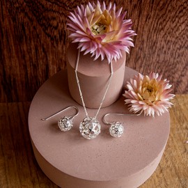 Tuscany Silver Set of Filigree Heart Ball Earrings and Pendant on Curb Chain of 46 cm/18-inch