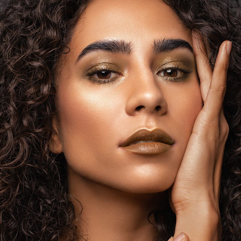 Liquid Eyeshadow with 6 Colours, Metallic Pigment, Quick Drying and