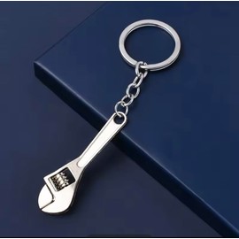 UKDGTMR Mini Adjustable Wrench Keychain, Universal Spanner, Metal Tool for Bicycle, Motorcycle, Car Repair, Key ring