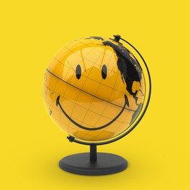 Suck UK Smiley World Globe | Globes Of Earth & Home Office Accessories | Smiley Desk Decor & Office Desk Accessories | Unusual Ornaments For The Home & Desk Decorations | Globe For Kids | Yellow