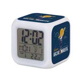 Fabulous Wecker Würfel beleuchtet blau – zukünftiger Astronaut Himmel Zukunft Traum – 7,8 x 7,8 x 7,8 cm – Retro Beleuchtung Mehrfarbig LED
