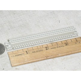 AMP 1 TE AMP 650458-5 96/64 POS GOLD PIN BACKPLANE CONNECTOR FEMALE SOCKET DIN USA