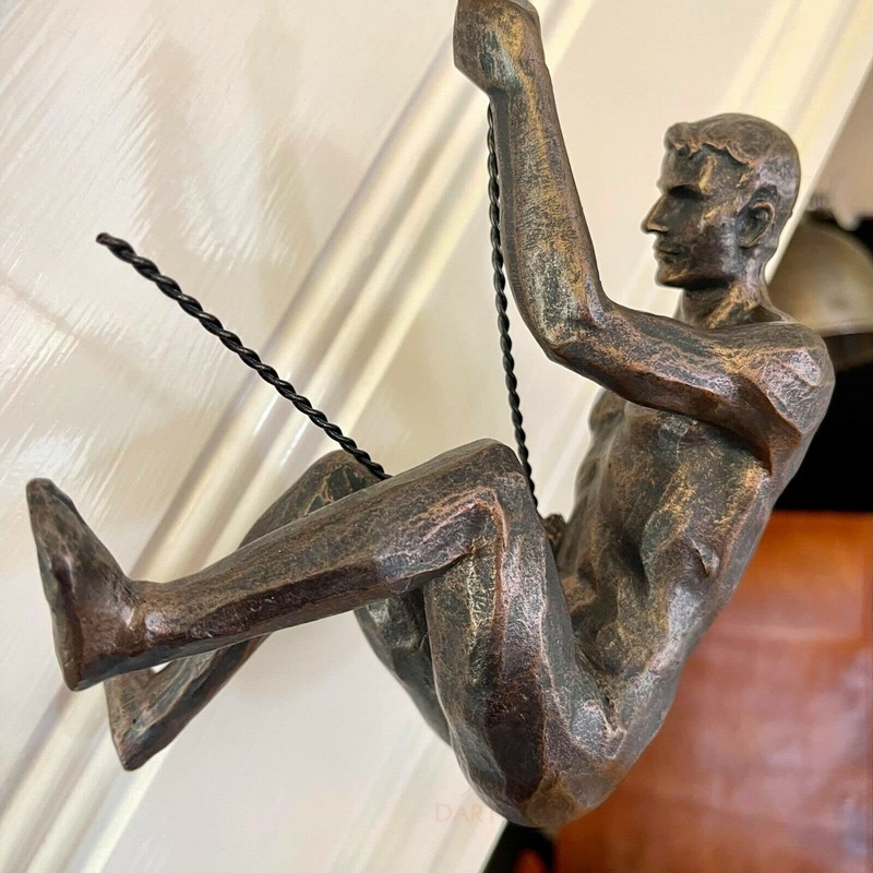 Darthome Set Of 2 Abseiling Men Ornaments Bronze Climbing Man