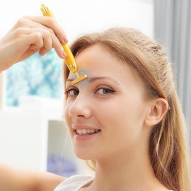 Facial Massager Anti Wrinkle - High Frequency Rejuvenating Face Massager - Facial Massage Against Wrinkles Due to Vibration - Aluminium Brass