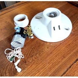 Sunlite Pull Chain Medium Base Lamp Socket Interior & side Outlet for Porcelain Fixture