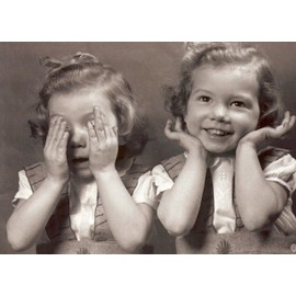 Tushita Nostalgia Retro Postcard Don't Worry - Be Happy