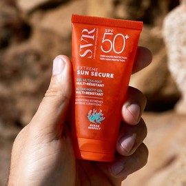SVR Sun Secure Extreme FPS 50 Protector Solar Facial para Pieles Grasa,con Acabado Invisibile y no Graso 50 ml                                        