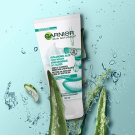 GARNIER Hydrating Foaming Facial Cleanser, Daily Face Wash for Sensitive Skin, With Hyaluronic Acid and Aloe (150 Ml), 150 Milliliters