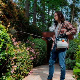 Ukoke UGS02 Cordless Electric Power Garden Sprayer, 1 Gallon Tank Portable Handhel, 45 psi & 0.132 GPM (500ml per min) Grey & White 20V 2A Battery & Charger Included