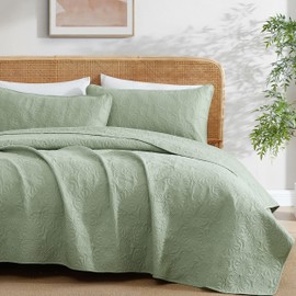 HLC.ME Benji - 3 Piece Full Queen Size Quilt Set, Lightweight Queen Bedspread Coverlet Set (Full/Queen, Sage Green)