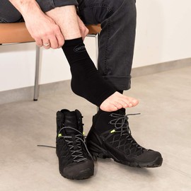 ORTEMA X-Foot Padded Stockings - (Front & Back) Pair Price - Universal Size - Effective Pressure Relief for the Foot - Ideal for Ice Hockey/Ski/Inline Skates/Hiking/Leisure & More