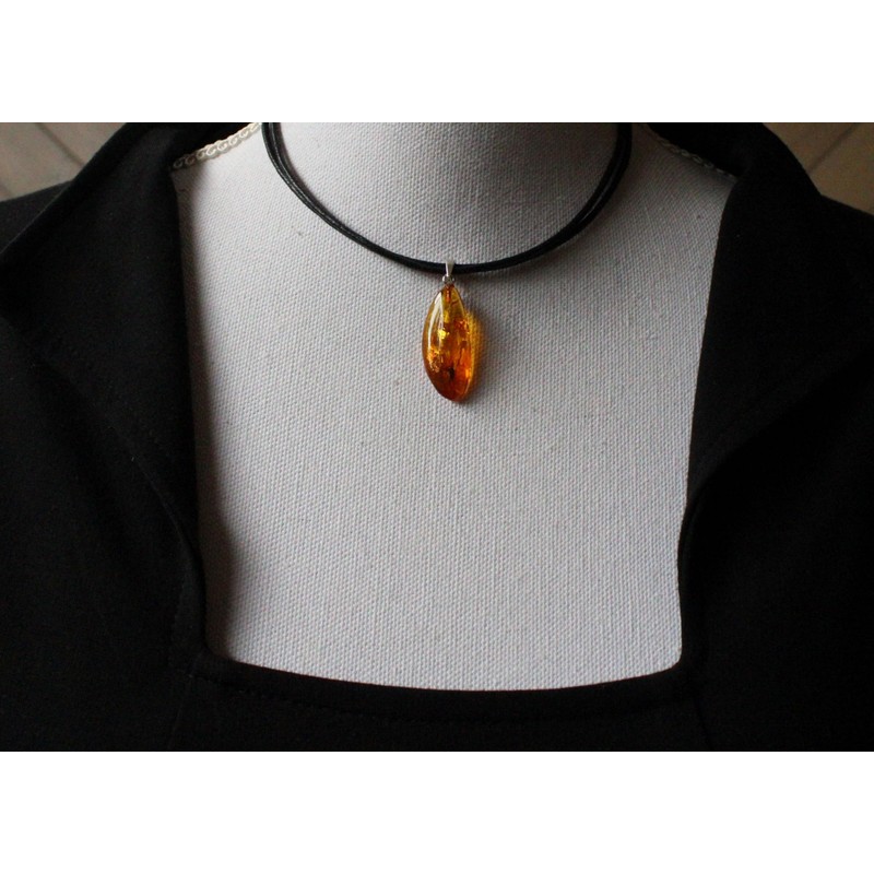 Einzigartige BERNSTEIN Kette Anhänger an gewachsten Baumwollband (Silber)