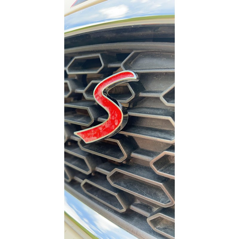 Metal Red S Lettering Front Grille Grill Chrome w/Mount Emblem