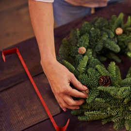 14 Christmas House Red Tone Metal Over the Door Wreath Hanger (Pack of 2)