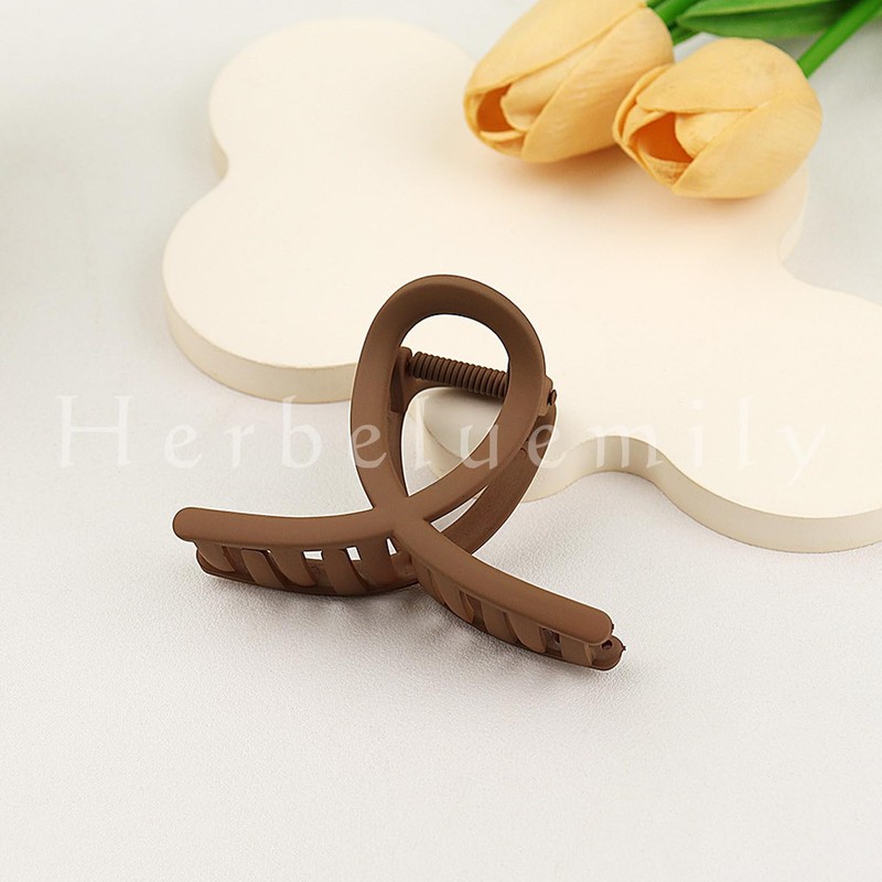 Herbeluemily Hair Clip, Hair Claw, Dakar Hair Claw, Cross Line,