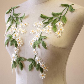 LITTLE PANDADA Green Lace Forest Leaves Sew on Applique Trims Embroidery Vine Patches for Costume Clothing DIY Craft Projects 1 Pair