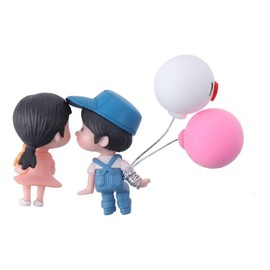 BYOBYO Car Dashboard Decoration, Lovely Couple Car Decoration Kiss Boys Girls Cute Ornaments with Balloons for Car Interior Decor Accessories