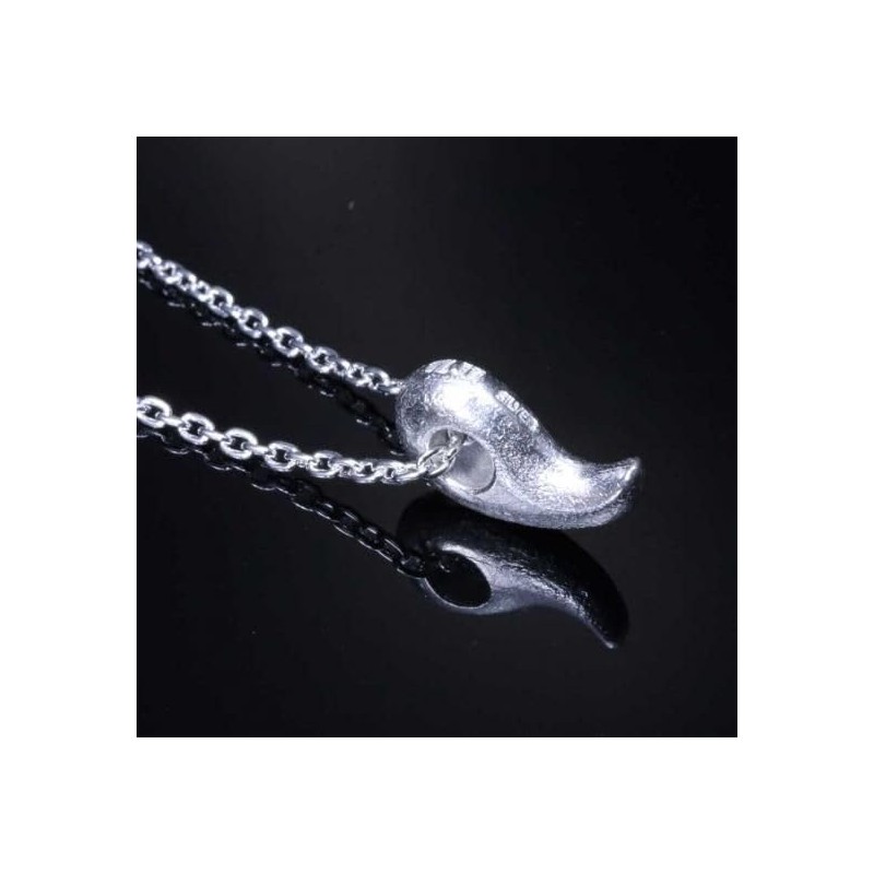 Ryuzu 950 Silver Men’s Three Sacred Treasures Pendant, Yashakui Magatama
