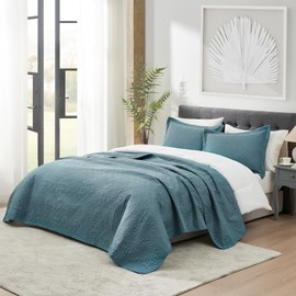 Hansleep Blue Quilt Queen Size - Baroque Ultrasonic All Season Bedspread Queen, Soft Lightweight Coverlet Bedding Set, 3 Pieces (1 Quilt, 2 Pillow Shams)