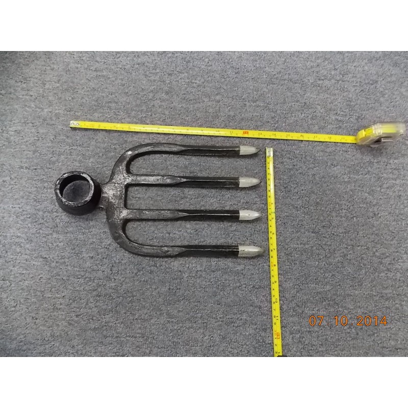 Reaowazo Canterbury Hoe Fork, Forged 4 Prongs