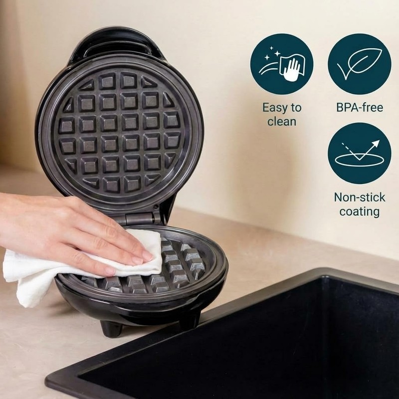 Bestron Mini Waffle Iron for Classic Waffles, Small Waffle Maker
