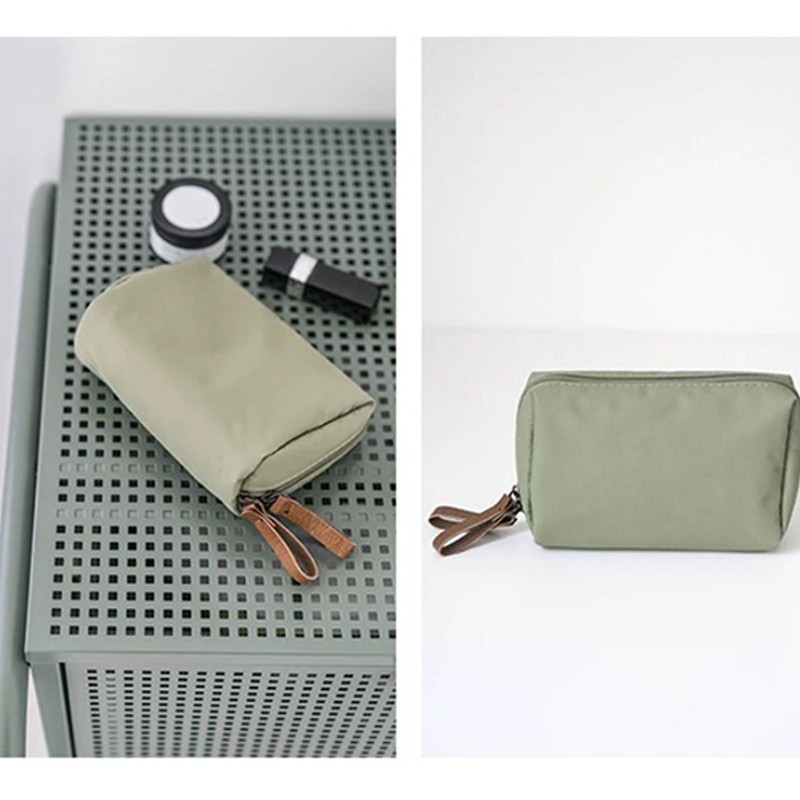 Mini Makeup Bag Portable Easy to Clean Small Cosmetic Bag