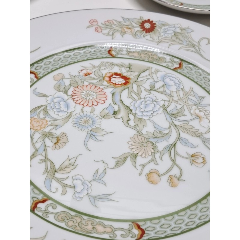 Mikasa - Fine China KABUKI L9011 5 Piece Place Setting