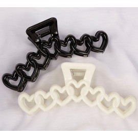 Heart Hair Clips for Women Girls Cute Heart Shape Hair Claw Clip Large Non Slip Hair Clip Claws for Thick Thin Curly Hair Accessories Fashion Girls Stuff (Black & White)