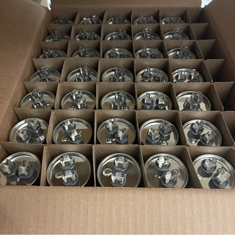 Aerovox New 2-pcs Aerovox Capacitors Z24S3740M01A 40uF 370V 50/60Hz 10000AFC