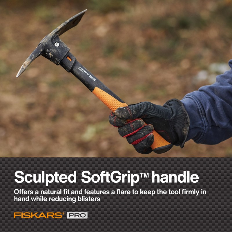 Fiskars IsoCore Pickaxe Mattock with Shock-Absorbing Handle, Dual-Head Tool for