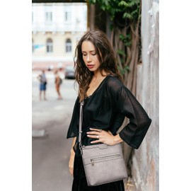 CHOLISS Large Crossbody Bags for Women, Medium Size Purses for Women with Vegan Leather, Grey