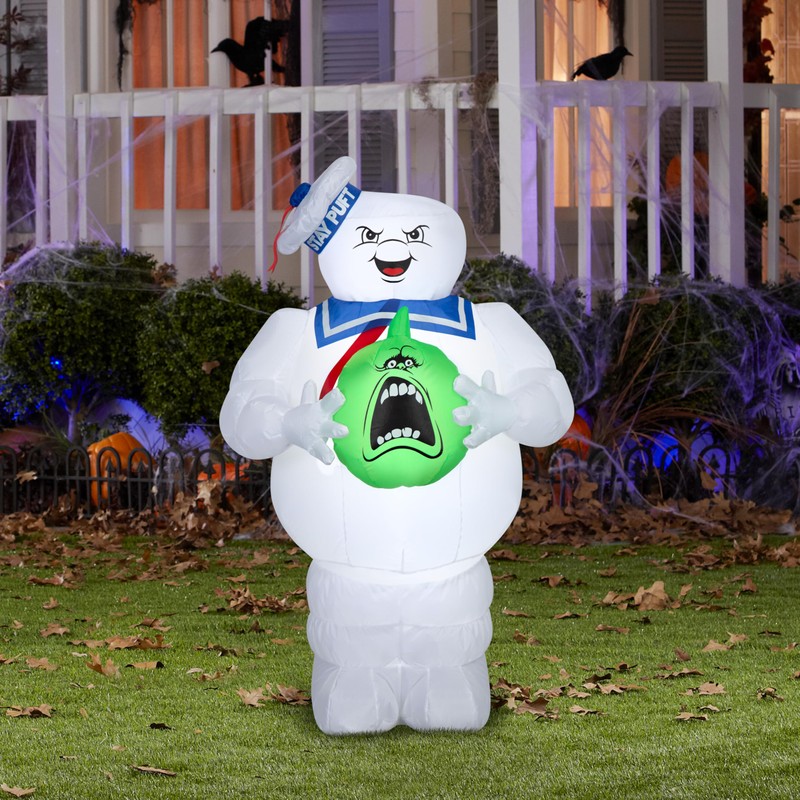 Gemmy Airblown Inflatable Stay Puft w/Pumpkin Ghostbusters, 3.5 ft Tall,
