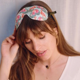 SMUG 100% Blackout Sleep & Eye Mask | Eyelash Extension Friendly | Eye Masks for Sleeping | Sleep Masks for Women & Men | Straps for Dream Comfort & Adjustability | Flamingo