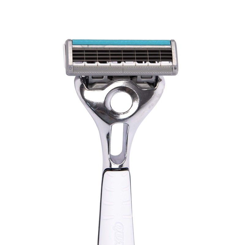 WILKINSON SWORD - Quattro Titanium for Men | Sensitive |