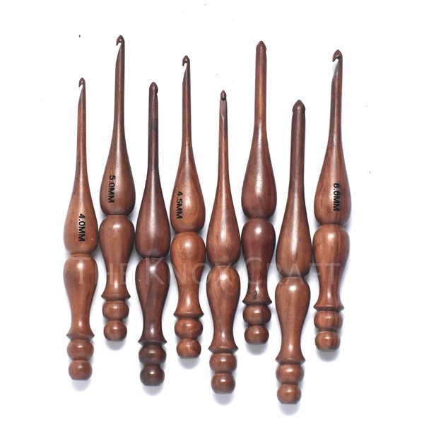 THE KNOX CRAFT - Wooden Crochet Hooks, Set of 7