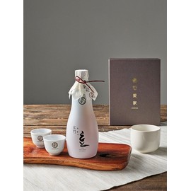 Han Ae's 5-year family filial piety natural fermented vinegar gift set 370ml / 한애가 5년 가문의 효 천연발효식초 선물세트 370ml