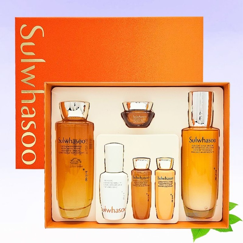 Sulwhasoo Concentrated Ginseng Renewing 2 Type Special Set / 설화수