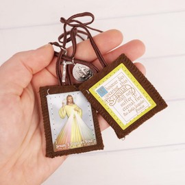 Divine Mercy Scapular Saint Benedict Medal and Crucifix, Brown Cloth Felt Catholic Necklace with Jesus I Trust in You Image, Traditional Religious Devotional Gift (Pack of 3)