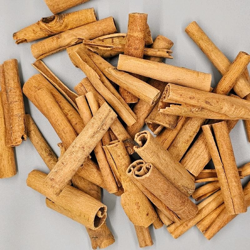 Cinnamon sticks Tea