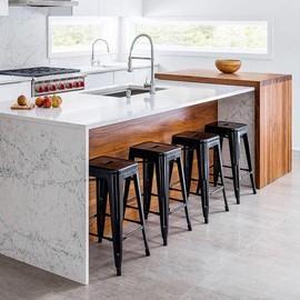 Yaheetech Yaheetech 24 inch barstools Set of 4 Counter Height Metal Bar Stools, Indoor/Outdoor Stackable Bartool Industrial High Backless Stools Black