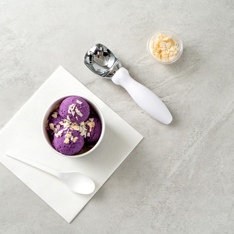 Restaurantware Comfy Grip 7.9 x 2 Inch Kitchen Ice Cream