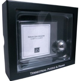 Metal Terrestrial Puzzle and Frame