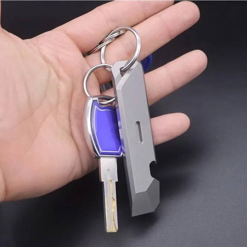 UCCKEYI TC4 Titanium Keychain Pry Bar Pendant Tool Crowbar Opener