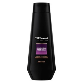 TRESemme Colour Chroma Vibrance Shampoo hair care for a vibrant, glazed finish 250 ml