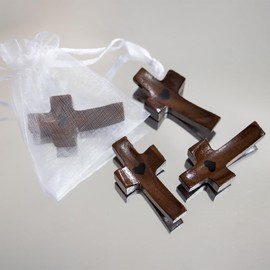 Wooden Pocket Cross 5 Pack with Organza Bags – Small Hand Held Worry Cross for Prayer and Meditation, Pocket Wooden Cross Fidget for Stress Relief, Christian Comfort Gift