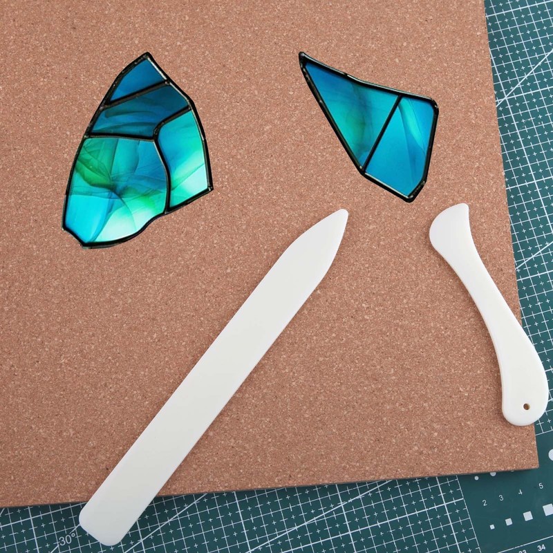 LEONTOOL Heat Resistant Stained Glass Work Surface with 2 Burnishers